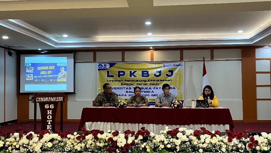 Seminar Aksi Skill-Up Dorong Mahasiswa UT Jayapura Tingkatkan Kompetensi untuk Hadapi Dunia Kerja